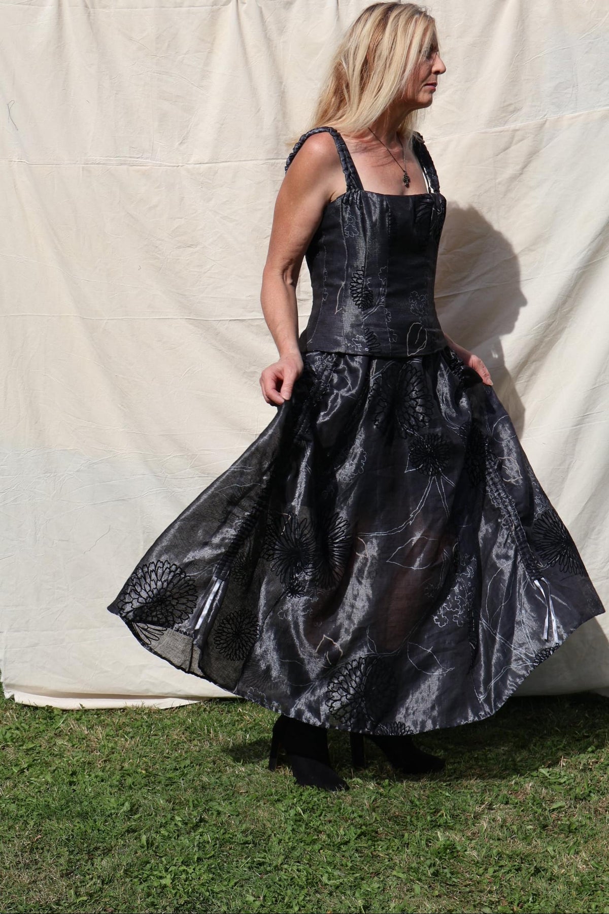 Floral Bubble Skirt — Graphite